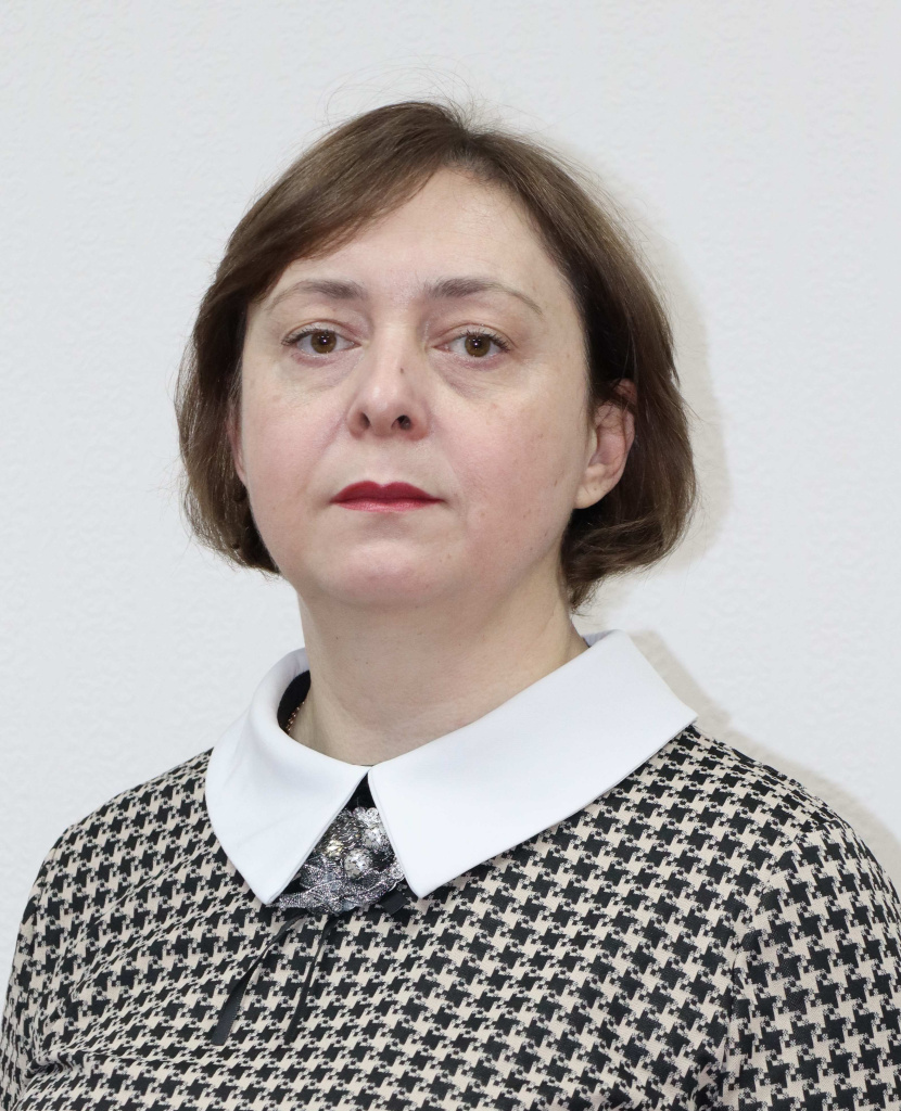 Коломоец Елена Дмитриевна.